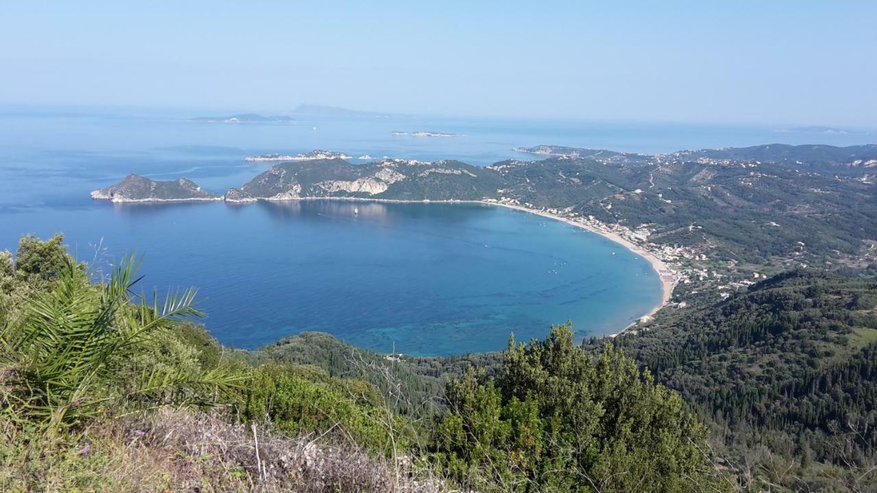 Archontiko Kourkoulos Makrádes Buitenkant foto